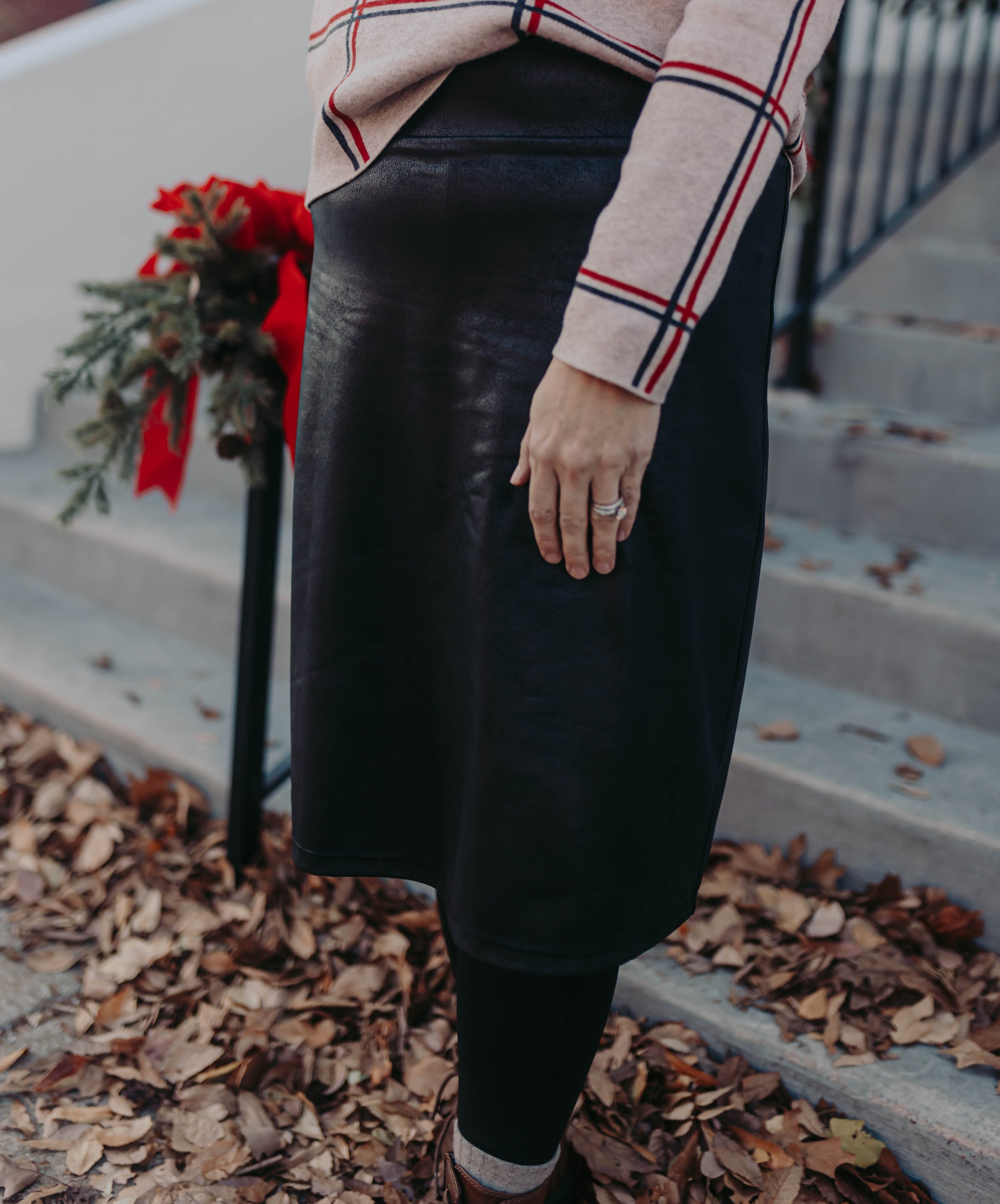 Faux Leather Lifestyle Skirt – MOD Lifewear display picture 1